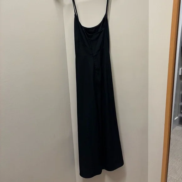 Everlane Elegant Black Slip Dress - Picture 2 of 3